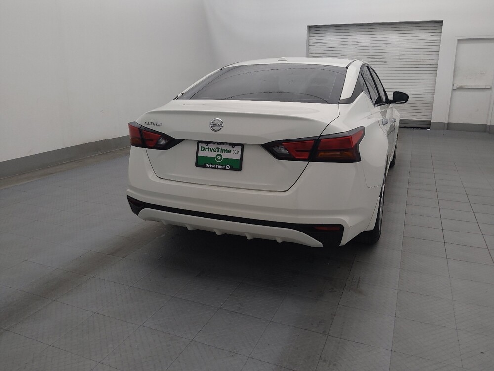 2019 Nissan Altima in Tampa, FL 33612 - 18117954 7