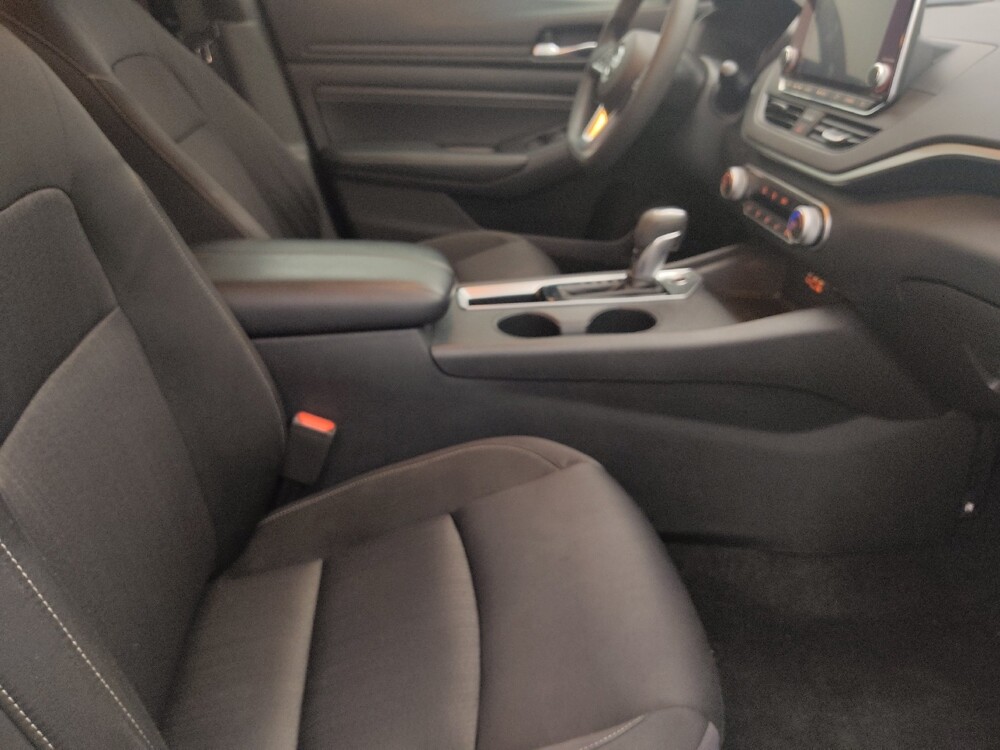 2019 Nissan Altima in Tampa, FL 33612 - 18117954 21