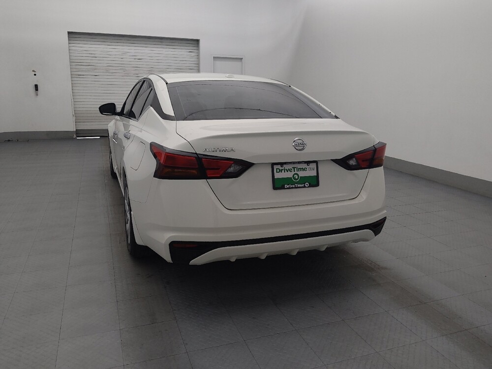 2019 Nissan Altima in Tampa, FL 33612 - 18117954 6