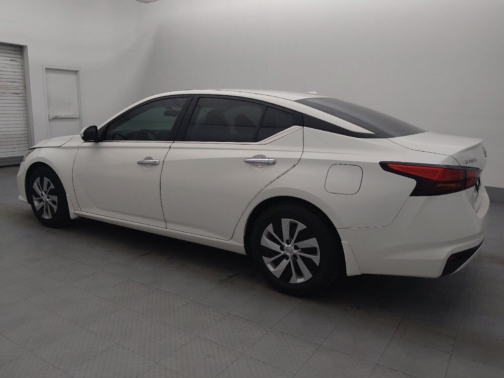 2019 Nissan Altima in Tampa, FL 33612 - 18117954 3