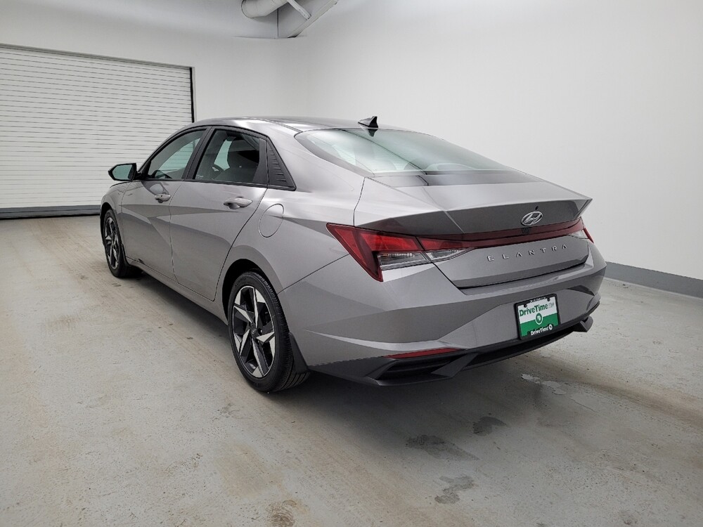 2023 Hyundai Elantra in Toledo, OH 43617 - 18117957 5