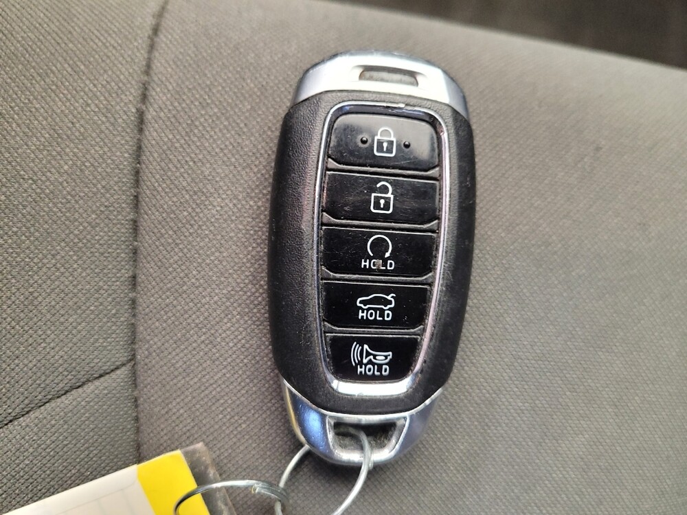 2023 Hyundai Elantra in Toledo, OH 43617 - 18117957 32