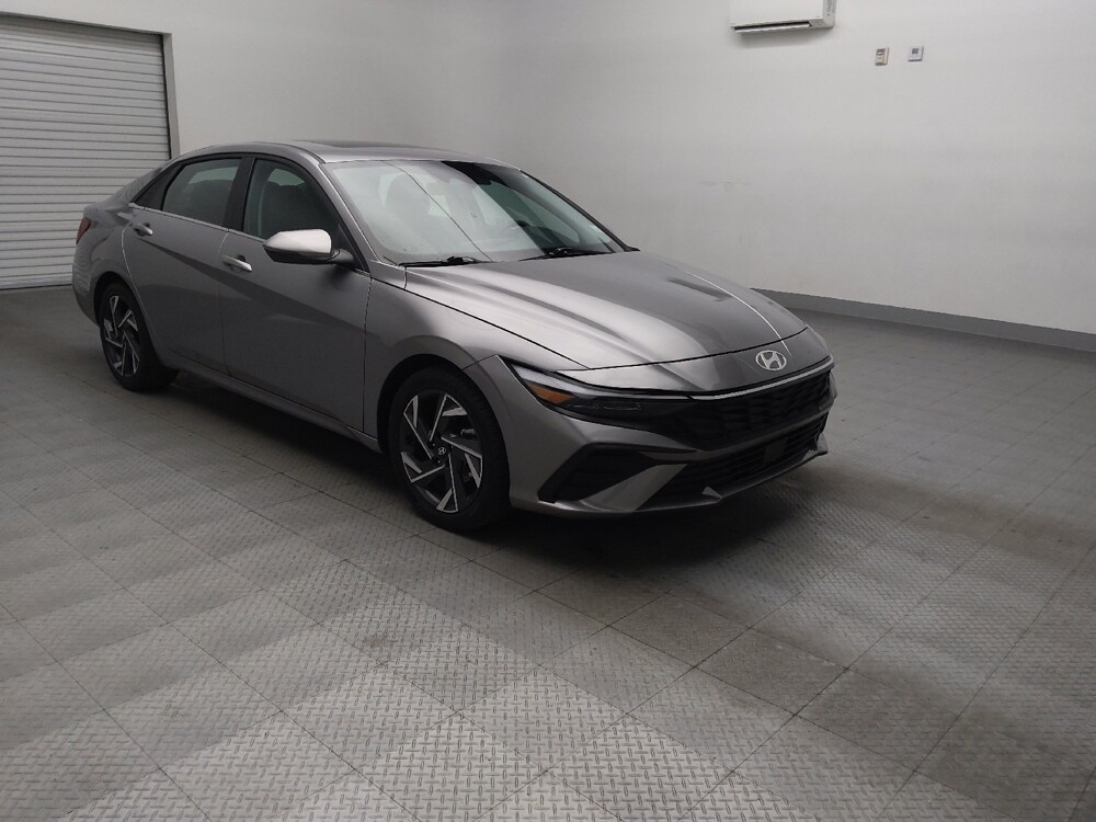 2025 Hyundai Elantra in Arlington, TX 76011 - 18117964 13