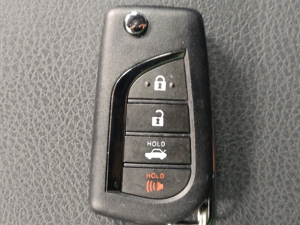 2021 Toyota Camry in Houston, TX 77060 - 18117966 32