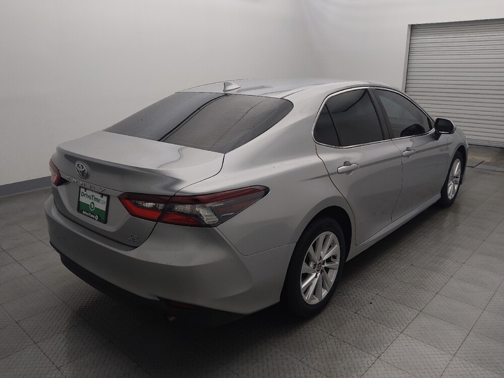 2021 Toyota Camry in Houston, TX 77060 - 18117966 9