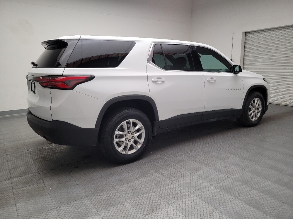 2022 Chevrolet Traverse in Downey, CA 90241 - 18117975 10