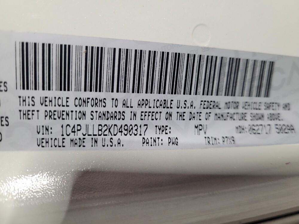 2019 Jeep Cherokee in Woodbridge, VA 22191 - 18117977 33