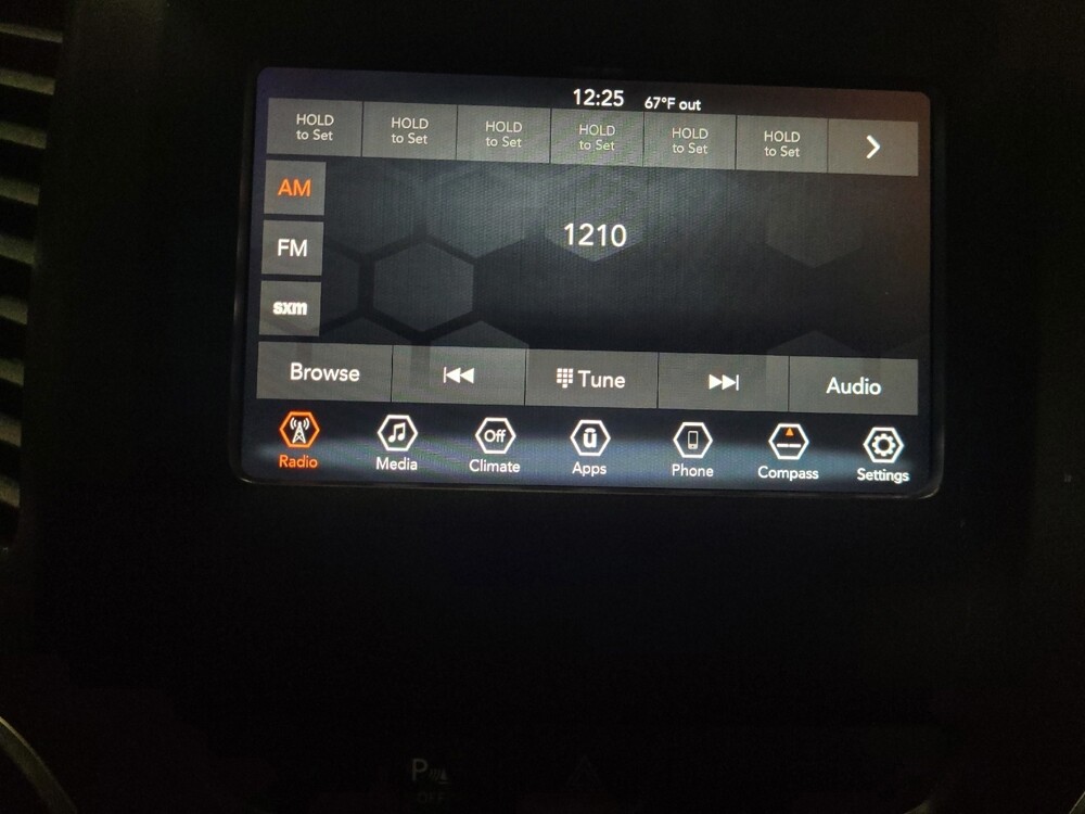 2019 Jeep Cherokee in Woodbridge, VA 22191 - 18117977 25