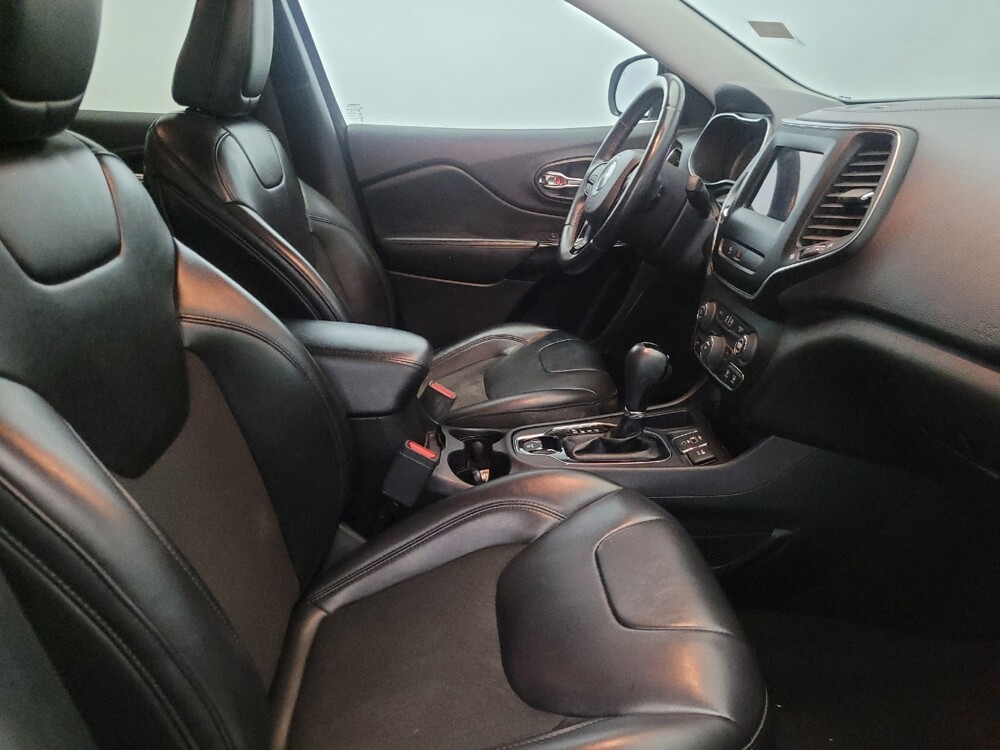 2019 Jeep Cherokee in Woodbridge, VA 22191 - 18117977 21