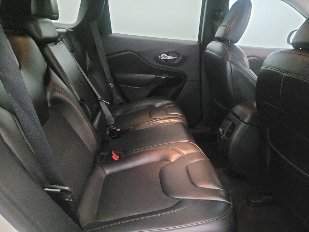 2019 Jeep Cherokee in Woodbridge, VA 22191 - 18117977 19