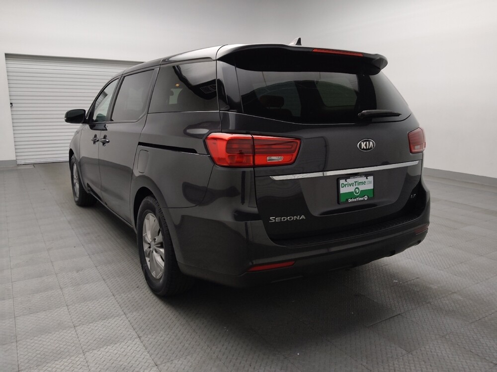 2020 Kia Sedona in Plano, TX 75074 - 18117980 5
