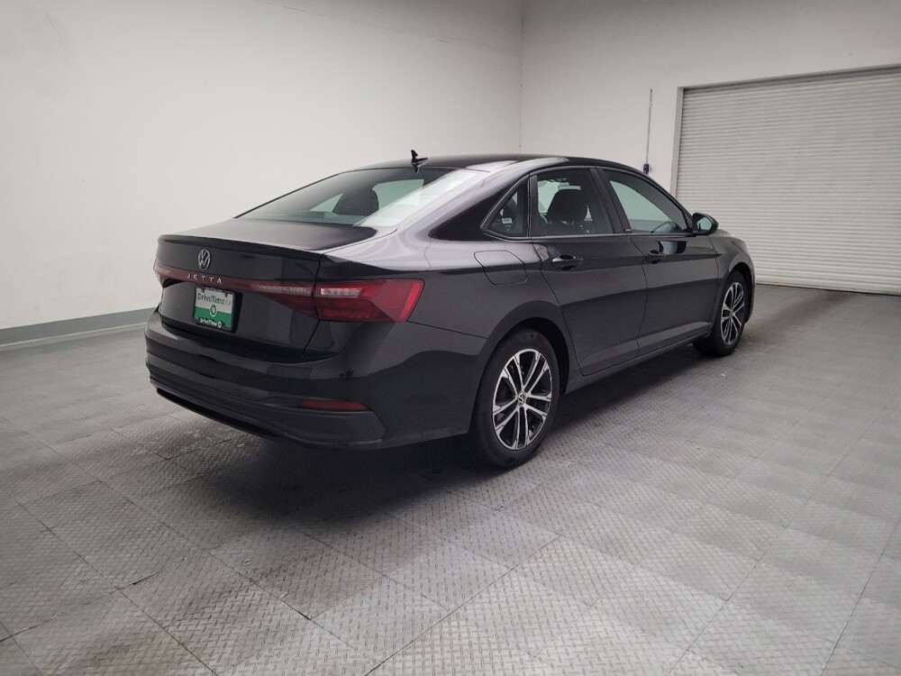 2025 Volkswagen Jetta in Torrance, CA 90504 - 18117983 9