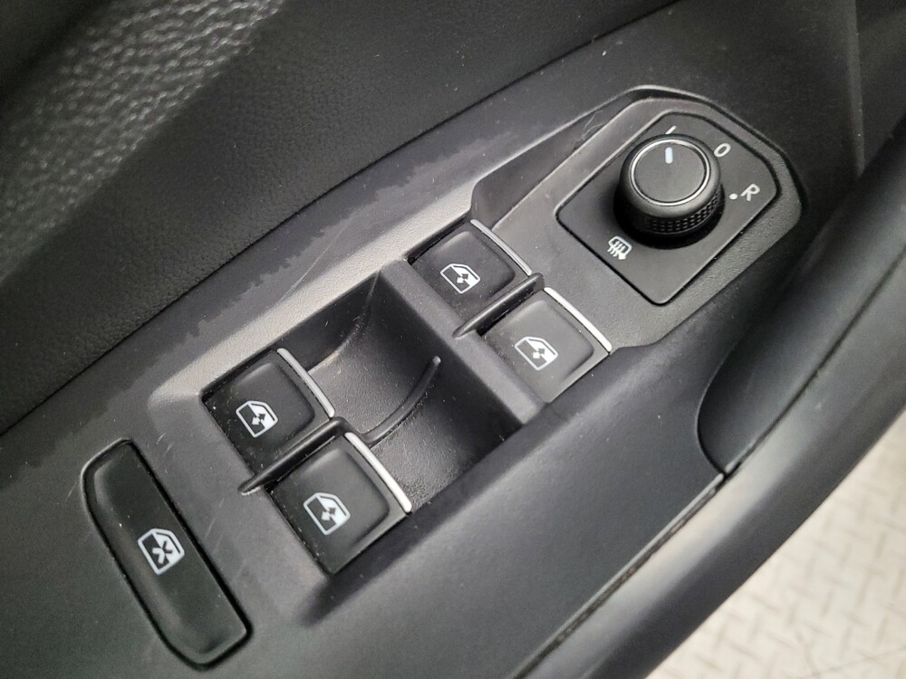 2025 Volkswagen Jetta in Torrance, CA 90504 - 18117983 27