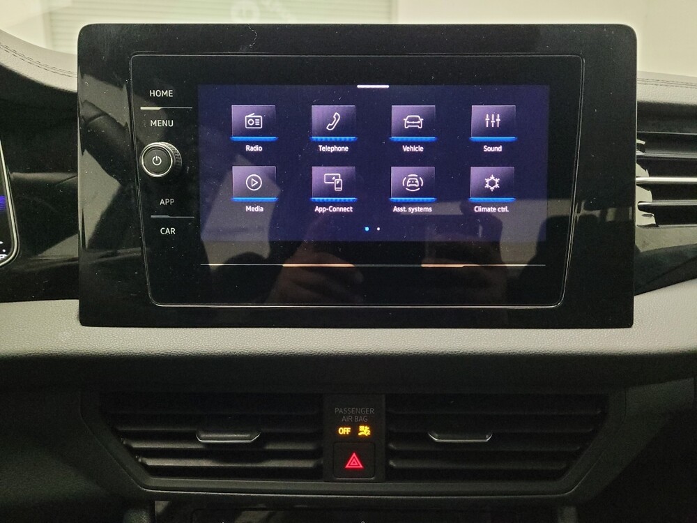 2025 Volkswagen Jetta in Torrance, CA 90504 - 18117983 25