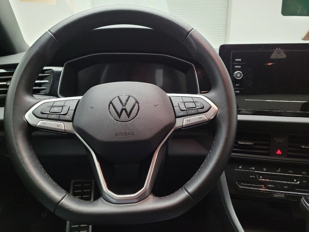 2025 Volkswagen Jetta in Torrance, CA 90504 - 18117983 22