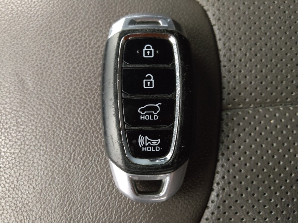 2019 Hyundai Santa Fe in Denver, CO 80012 - 18117986 32