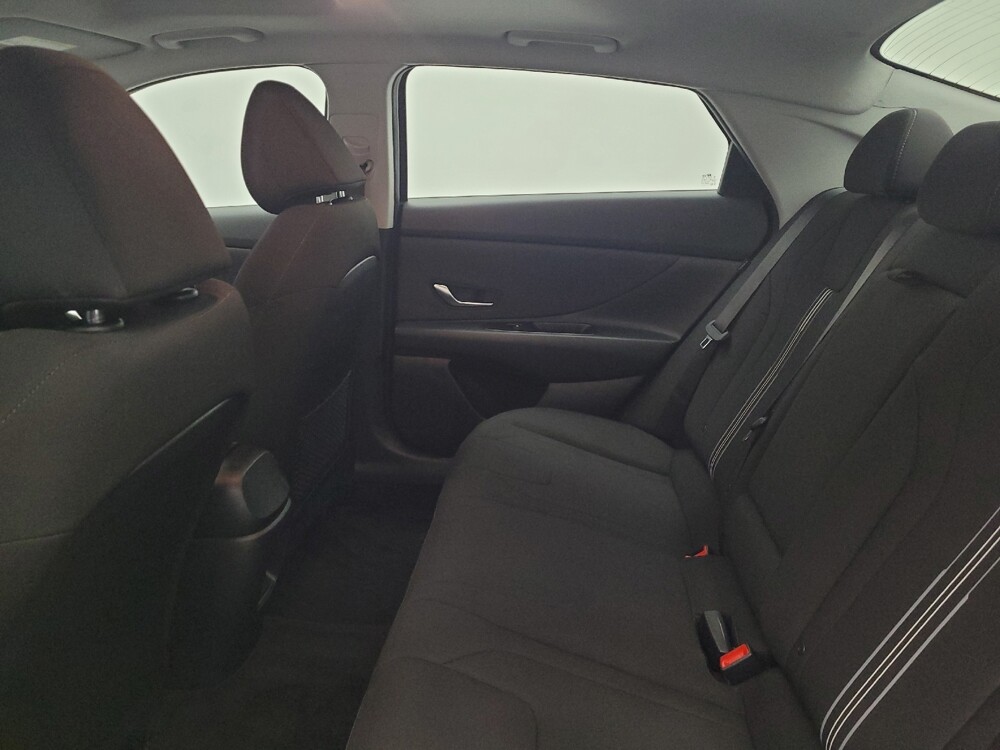 2025 Hyundai Elantra in Lexington, KY 40509 - 18117988 18