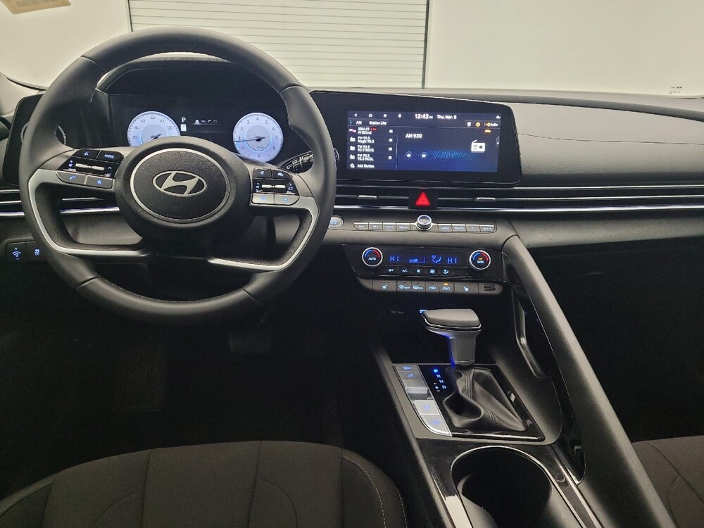 2025 Hyundai Elantra in Lexington, KY 40509 - 18117988 22