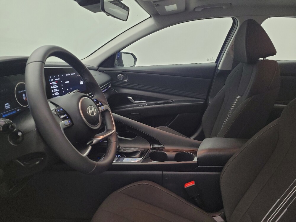 2025 Hyundai Elantra in Lexington, KY 40509 - 18117988 17