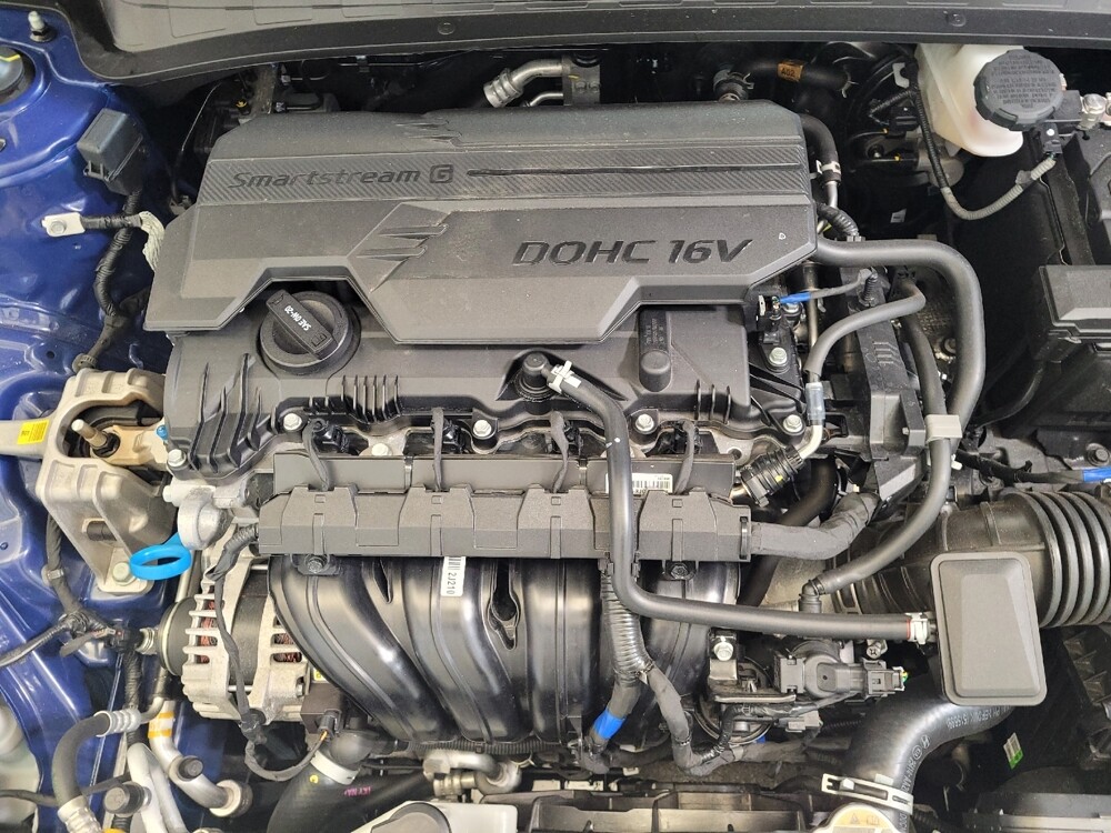 2025 Hyundai Elantra in Lexington, KY 40509 - 18117988 30