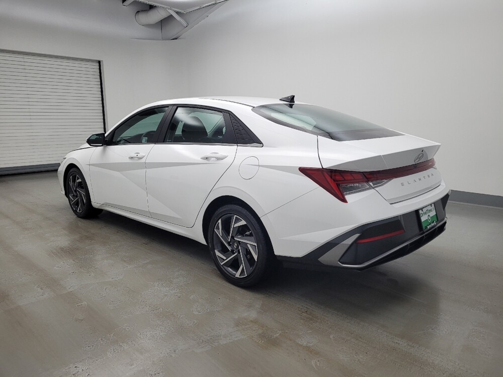 2025 Hyundai Elantra in Miamisburg, OH 45342 - 18117989 3