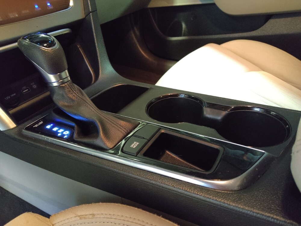 2016 Hyundai Sonata in Glendale, AZ 85301 - 18117990 26