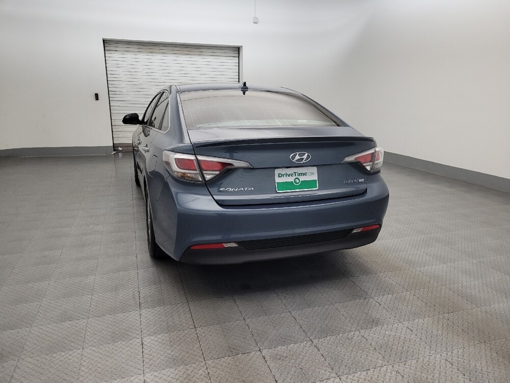 2016 Hyundai Sonata in Glendale, AZ 85301 - 18117990 6