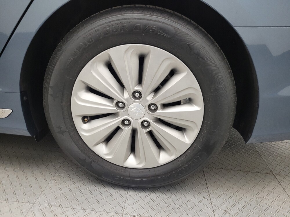 2016 Hyundai Sonata in Glendale, AZ 85301 - 18117990 31