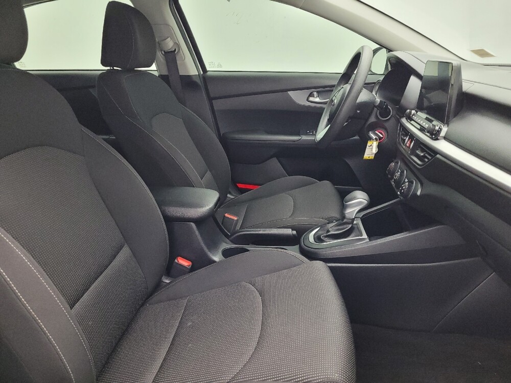 2021 Kia Forte in Raleigh, NC 27604 - 18117991 21