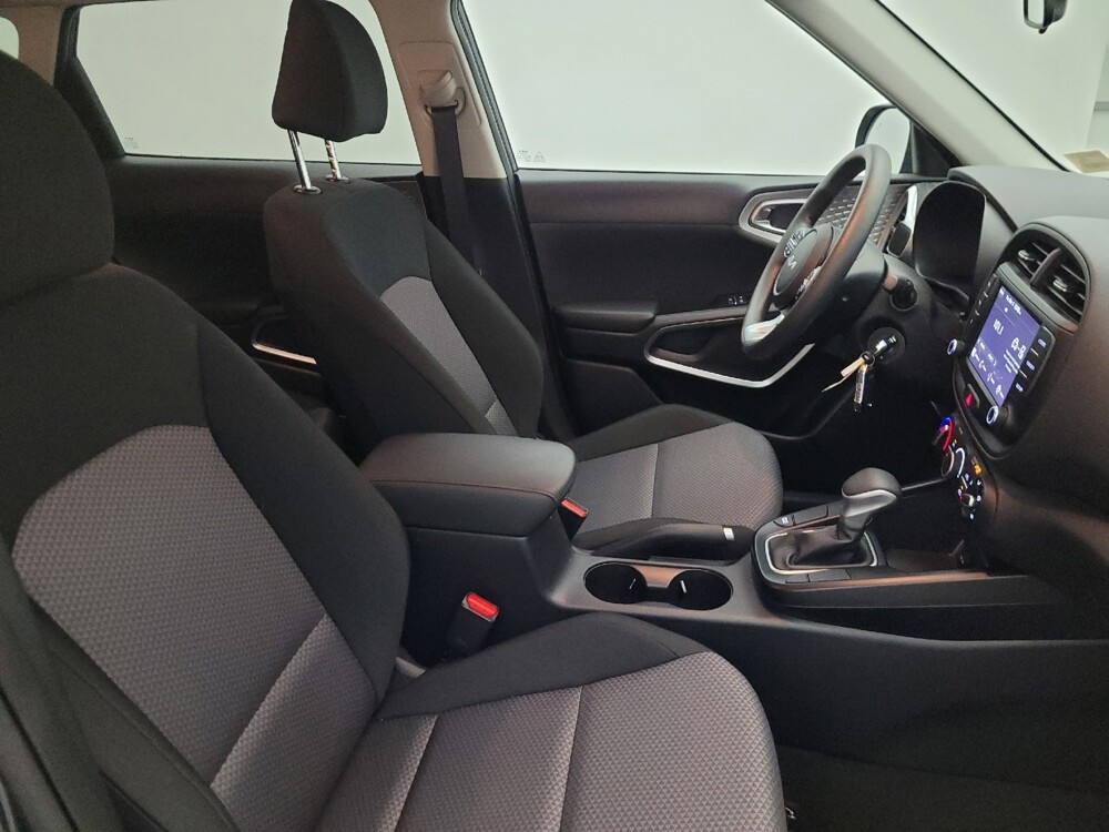 2025 Kia Soul in Albuquerque, NM 87123 - 18118006 21