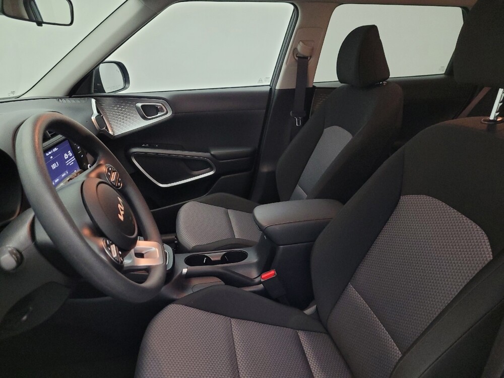 2025 Kia Soul in Albuquerque, NM 87123 - 18118006 17