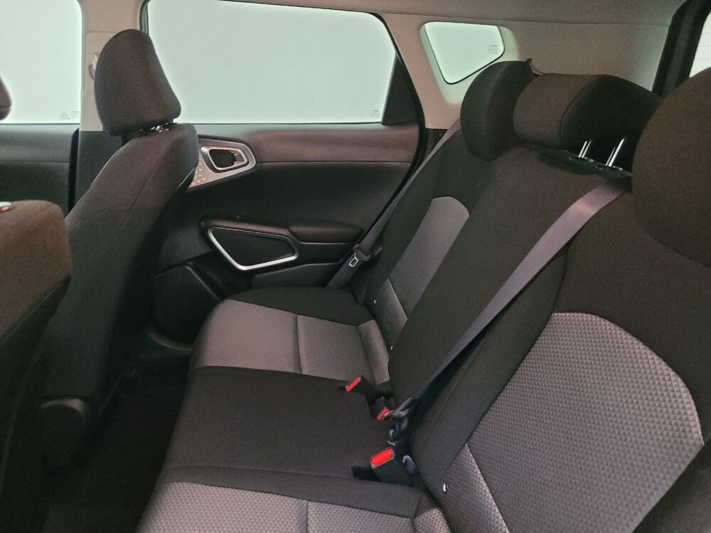 2025 Kia Soul in Albuquerque, NM 87123 - 18118006 18