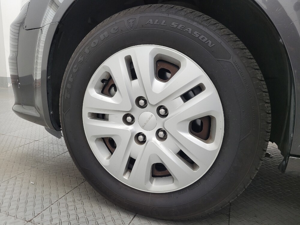 2018 Dodge Grand Caravan in Phoenix, AZ 85015 - 18118007 31