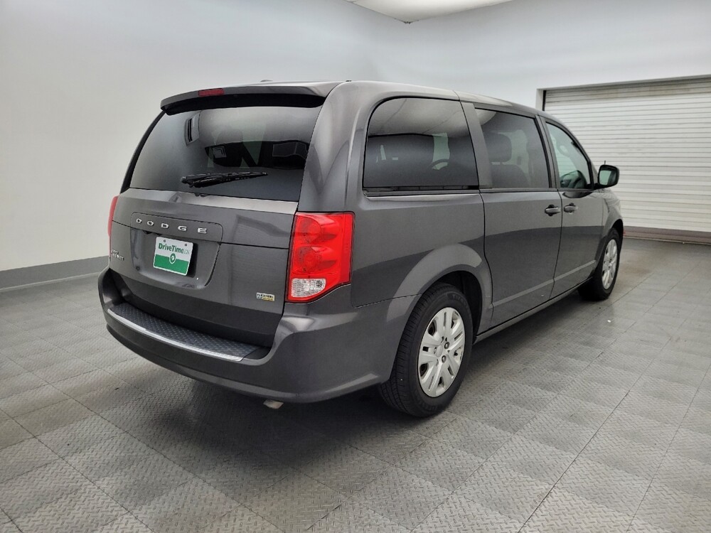 2018 Dodge Grand Caravan in Phoenix, AZ 85015 - 18118007 9