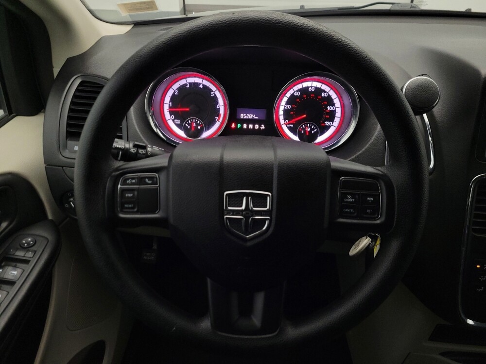 2018 Dodge Grand Caravan in Phoenix, AZ 85015 - 18118007 22