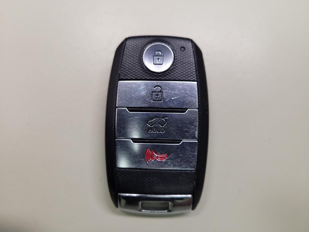 2016 Kia Sorento in Las Vegas, NV 89104 - 18118008 32