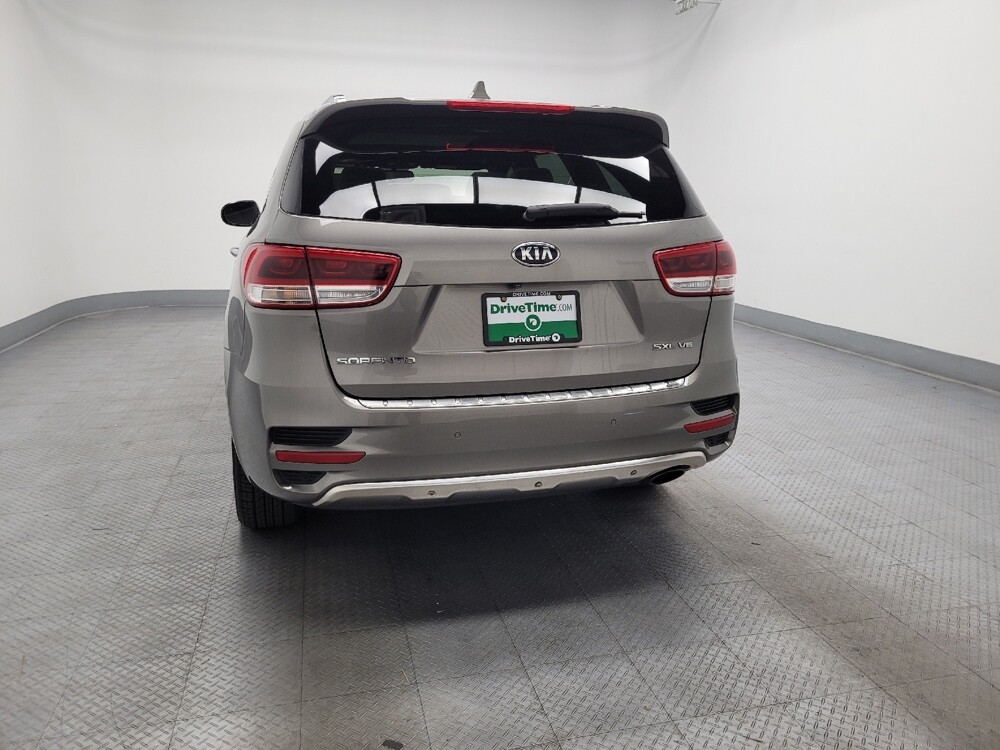 2016 Kia Sorento in Las Vegas, NV 89104 - 18118008 6