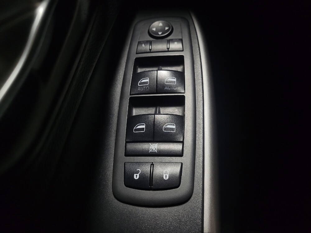 2021 Jeep Cherokee in Stone Mountain, GA 30083 - 18118010 27