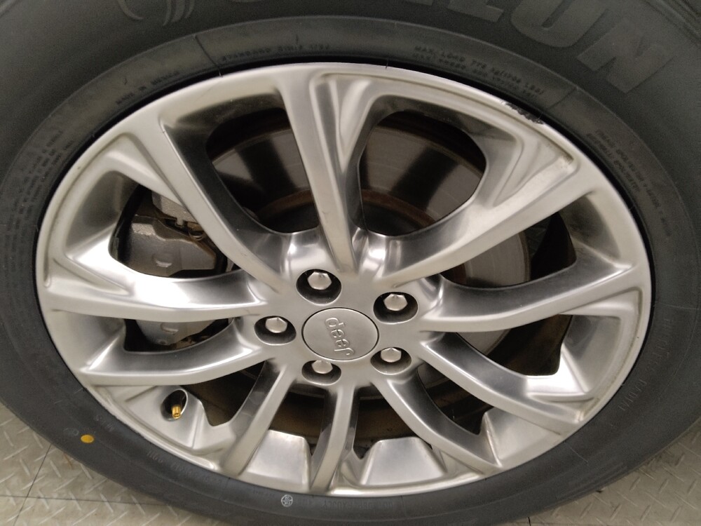 2021 Jeep Cherokee in Stone Mountain, GA 30083 - 18118010 31