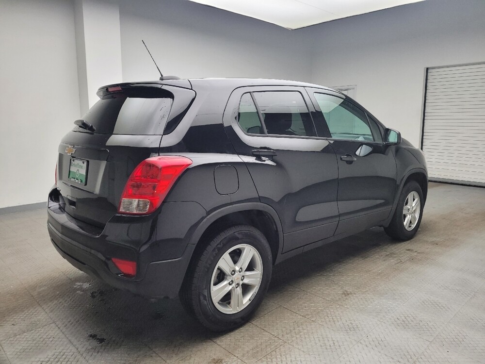 2020 Chevrolet Trax in Grand Rapids, MI 49508 - 18118014 10
