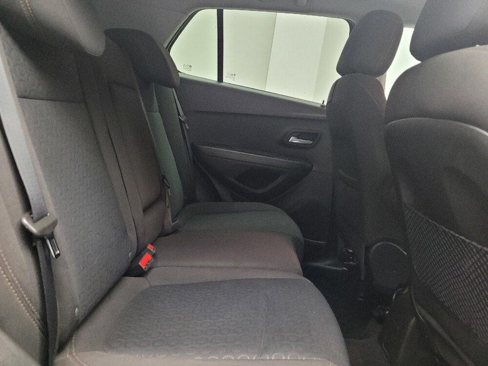 2020 Chevrolet Trax in Grand Rapids, MI 49508 - 18118014 19