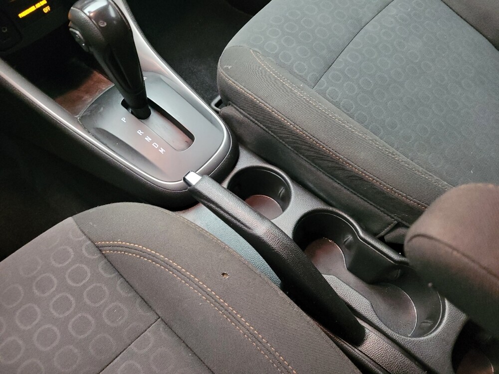 2020 Chevrolet Trax in Grand Rapids, MI 49508 - 18118014 26