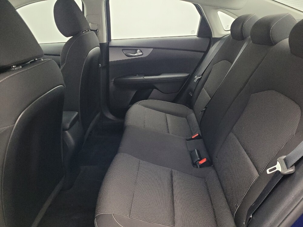 2019 Kia Forte in Gainesville, FL 32609 - 18118026 18