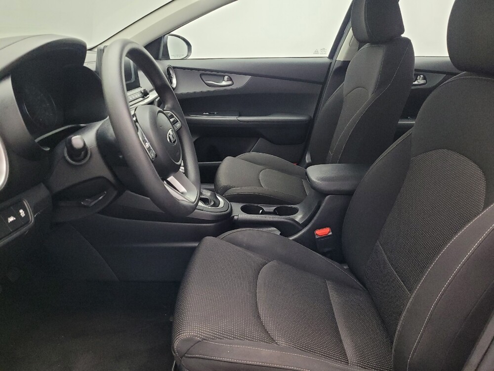 2019 Kia Forte in Gainesville, FL 32609 - 18118026 17