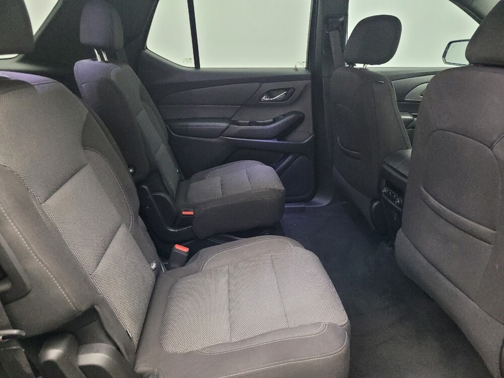 2023 Chevrolet Traverse in Lauderdale Lakes, FL 33313 - 18118028 19