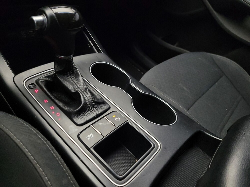 2018 Kia Sorento in Phoenix, AZ 85015 - 18118047 26