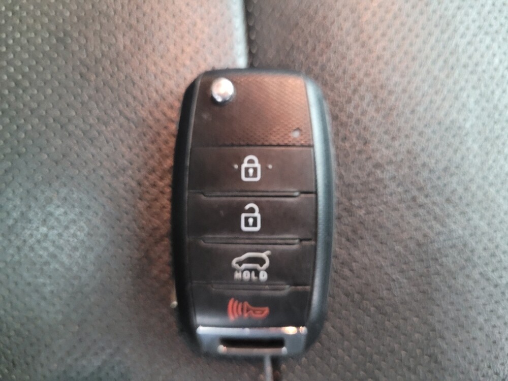 2017 Kia Sorento in Madison, TN 37115 - 18118053 32