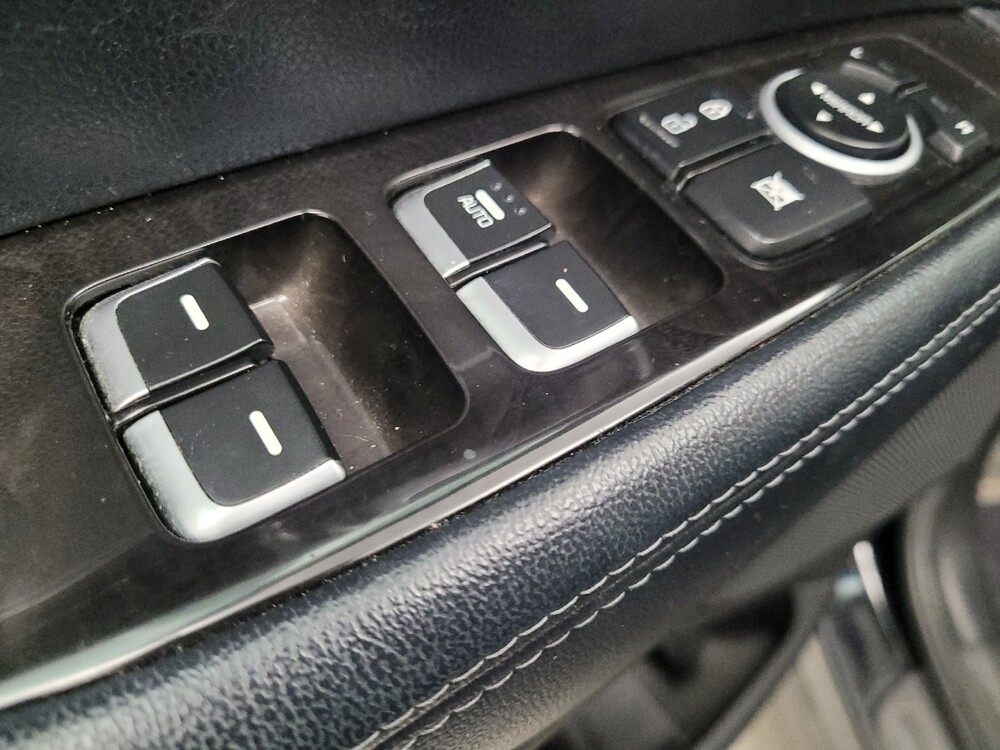 2017 Kia Sorento in Madison, TN 37115 - 18118053 27