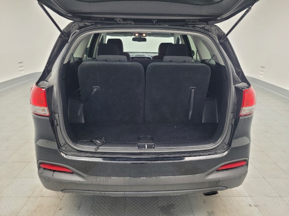2017 Kia Sorento in Madison, TN 37115 - 18118053 29