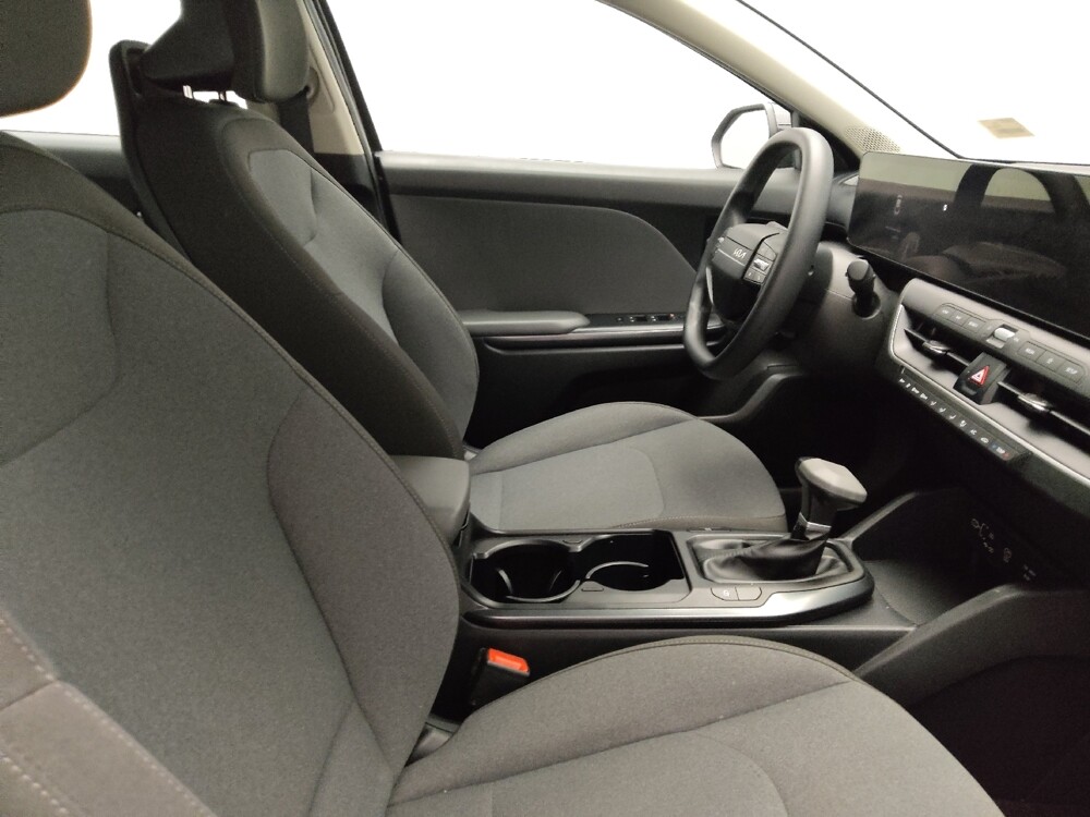 2025 Kia K4 in Fort Worth, TX 76116 - 18118054 21